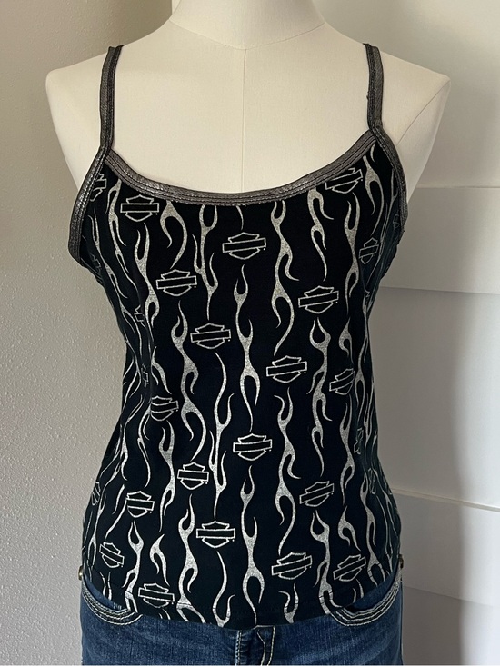 Harley-Davidson Tops - Vintage Y2K Harley-Davidson All Over Flame Cami Tank Top